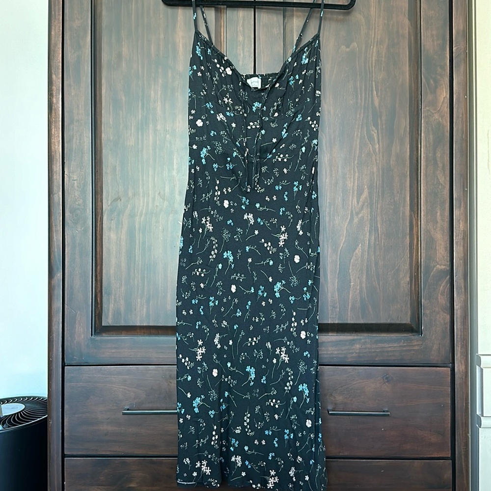 Aritzia floral dress